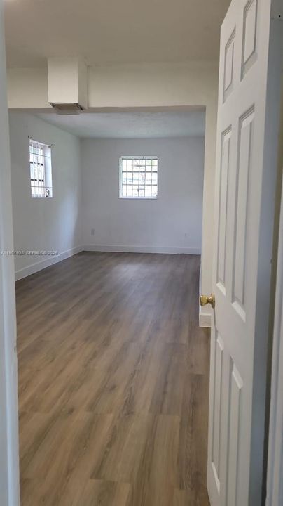 For Sale: $525,000 (4 beds, 2 baths, 1805 Square Feet)