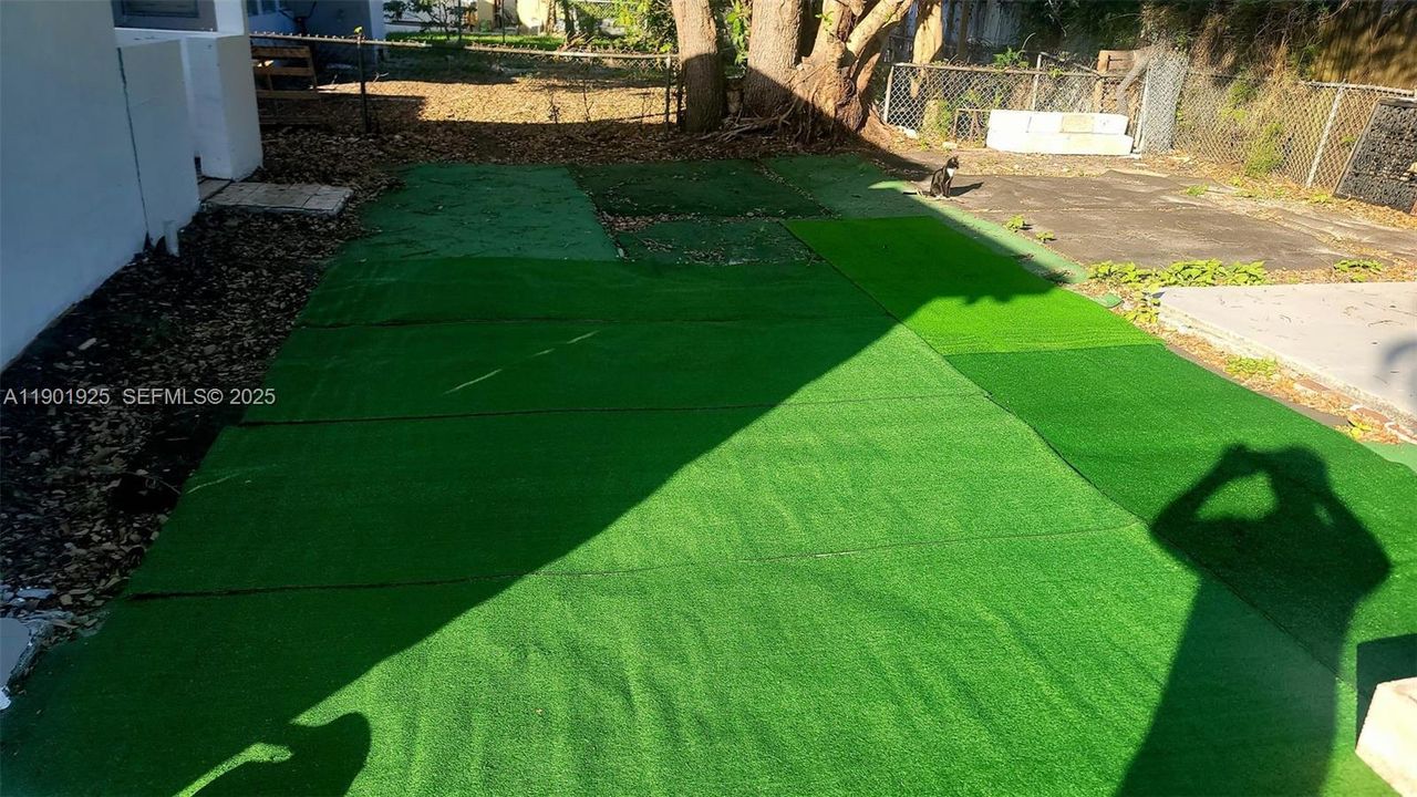 For Sale: $525,000 (4 beds, 2 baths, 1805 Square Feet)