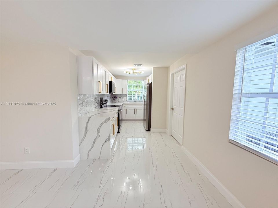 For Sale: $695,000 (5 beds, 4 baths, 2022 Square Feet)