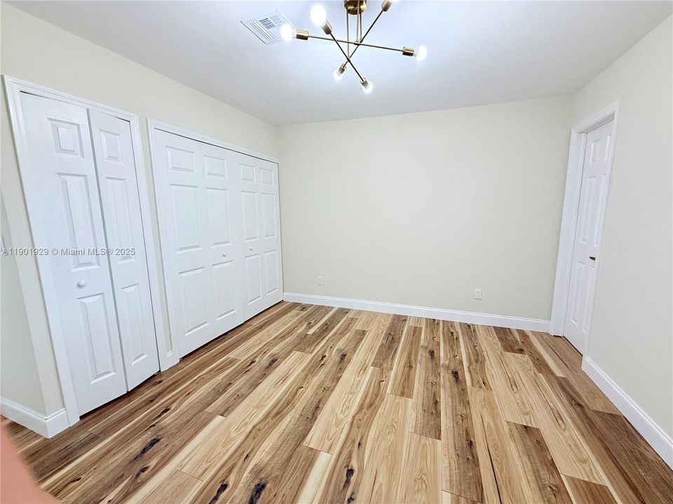 For Sale: $695,000 (5 beds, 4 baths, 2022 Square Feet)