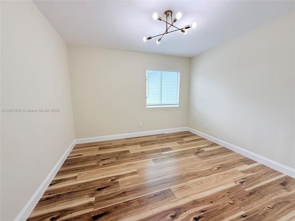 For Sale: $695,000 (5 beds, 4 baths, 2022 Square Feet)