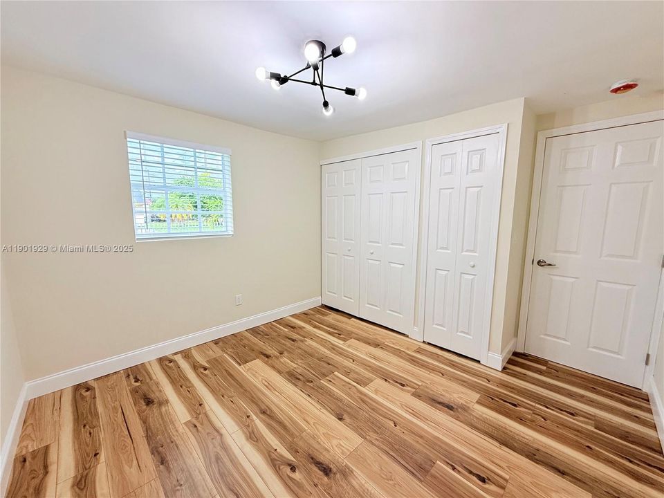 For Sale: $695,000 (5 beds, 4 baths, 2022 Square Feet)