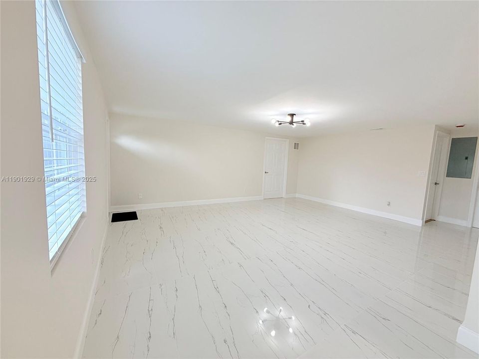 For Sale: $695,000 (5 beds, 4 baths, 2022 Square Feet)