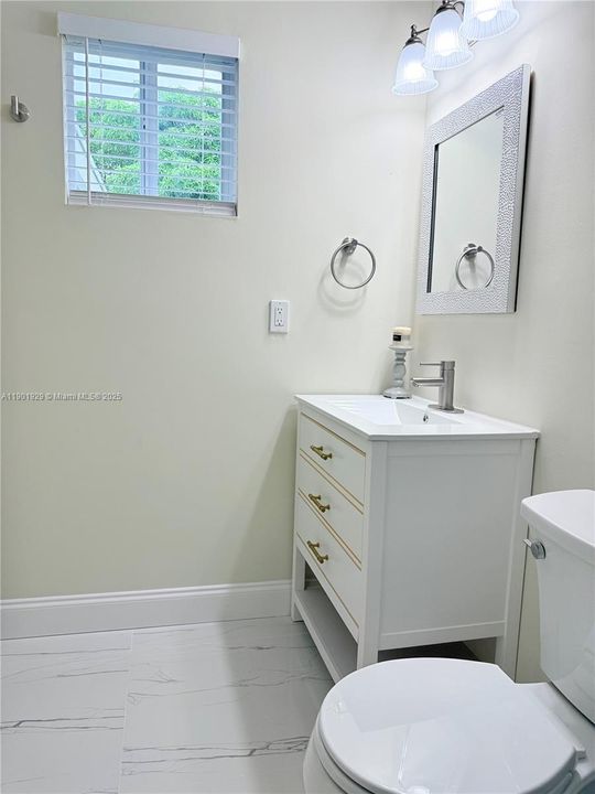 For Sale: $695,000 (5 beds, 4 baths, 2022 Square Feet)