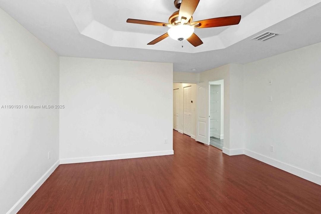 Recently Rented: $3,900 (3 beds, 2 baths, 1743 Square Feet)