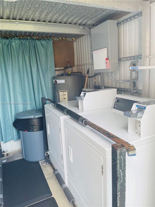 For Rent: $2,100 (2 beds, 1 baths, 7447 Square Feet)