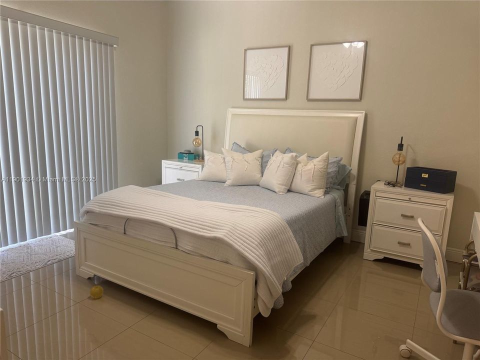 For Sale: $900,000 (0 beds, 0 baths, 2840 Square Feet)