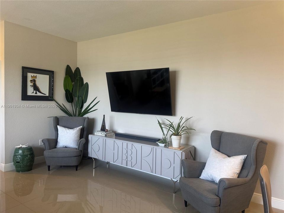 For Sale: $900,000 (0 beds, 0 baths, 2840 Square Feet)