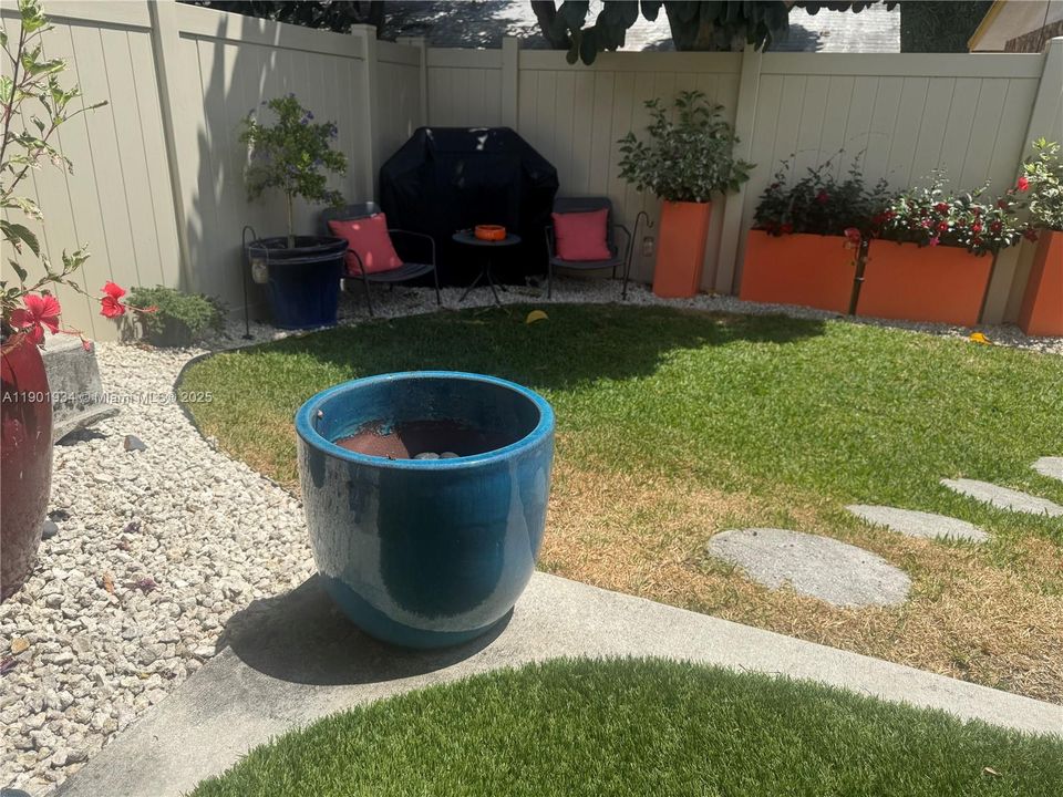 For Sale: $900,000 (0 beds, 0 baths, 2840 Square Feet)