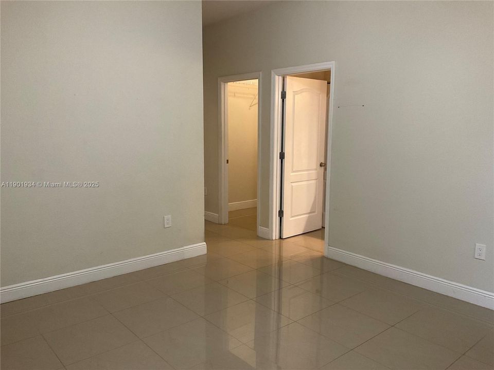 For Sale: $900,000 (0 beds, 0 baths, 2840 Square Feet)