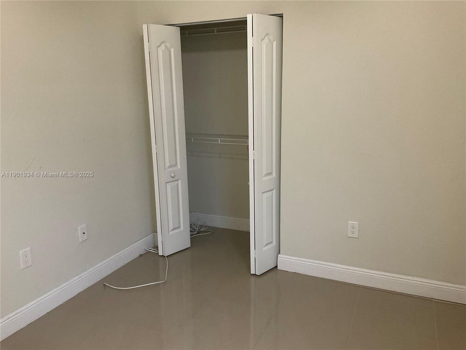 For Sale: $900,000 (0 beds, 0 baths, 2840 Square Feet)