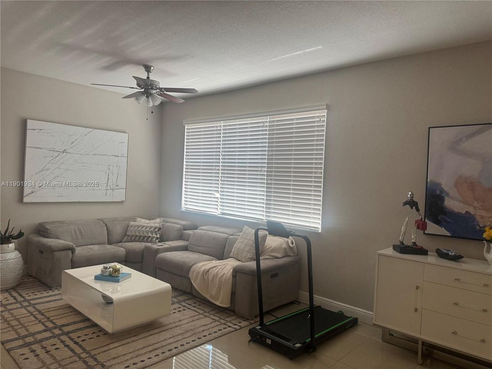 For Sale: $900,000 (0 beds, 0 baths, 2840 Square Feet)