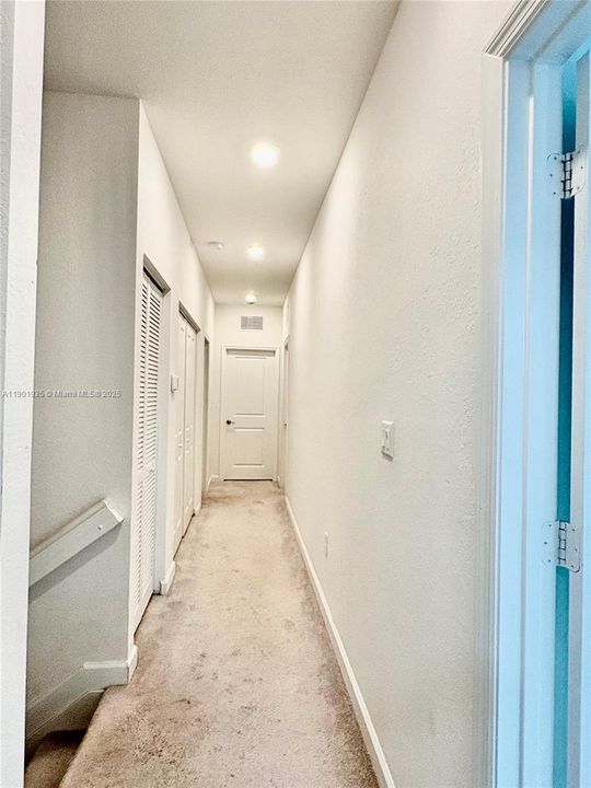 For Rent: $3,300 (4 beds, 2 baths, 1820 Square Feet)