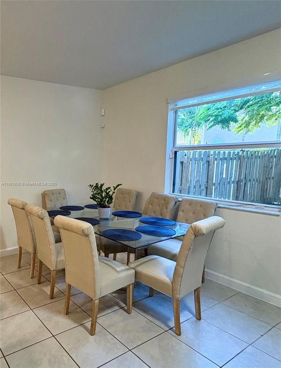 For Rent: $3,300 (4 beds, 2 baths, 1820 Square Feet)