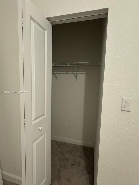 For Rent: $2,600 (3 beds, 3 baths, 1328 Square Feet)