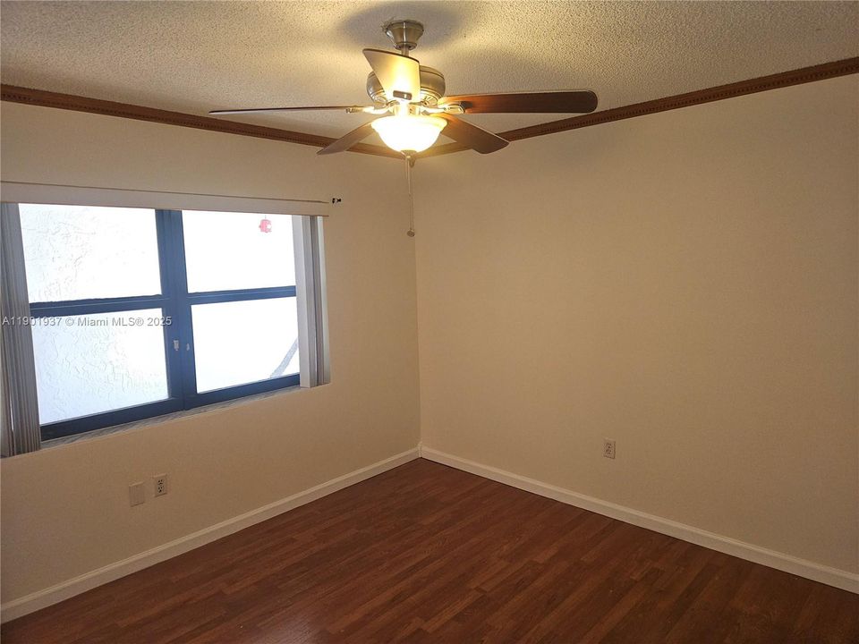 Recently Rented: $2,100 (2 beds, 2 baths, 1210 Square Feet)