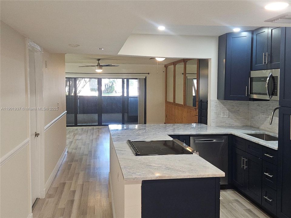 Recently Rented: $2,100 (2 beds, 2 baths, 1210 Square Feet)