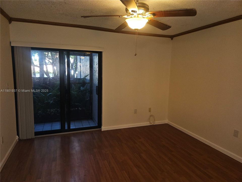Recently Rented: $2,100 (2 beds, 2 baths, 1210 Square Feet)