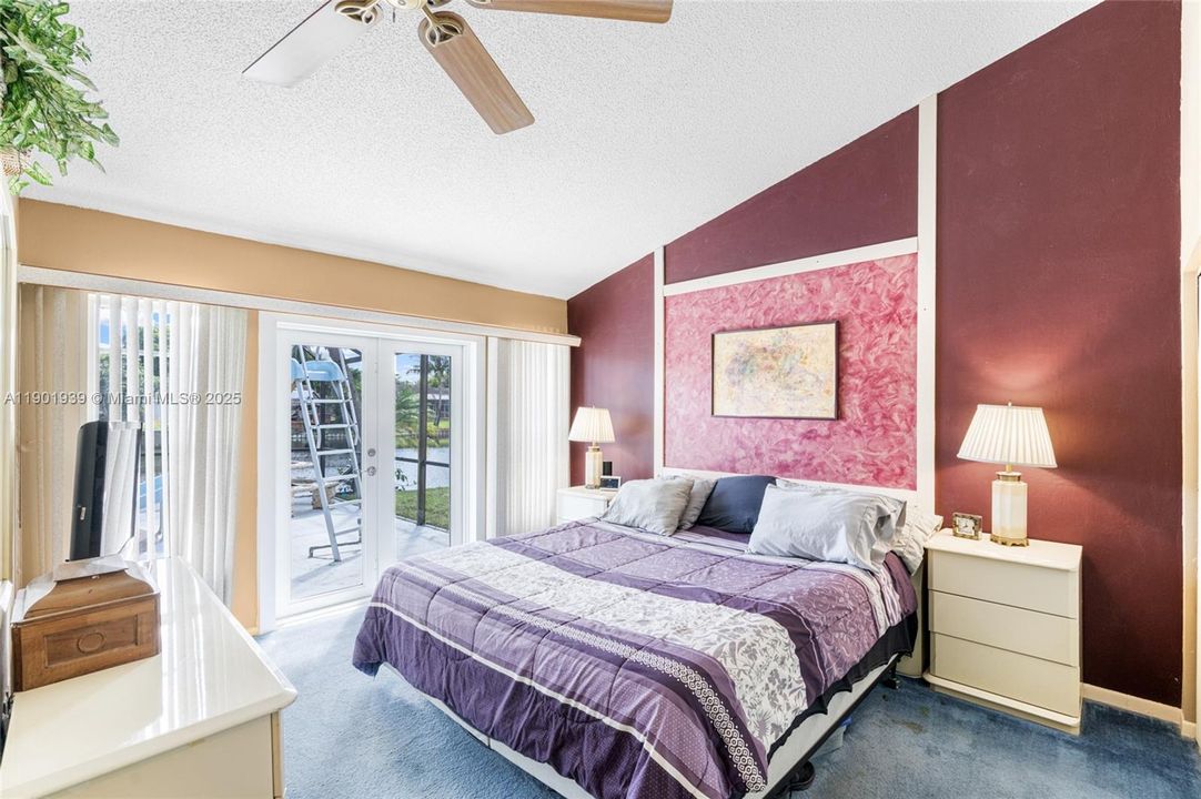 待售: $699,000 (4 贝兹, 2 浴室, 1565 平方英尺)