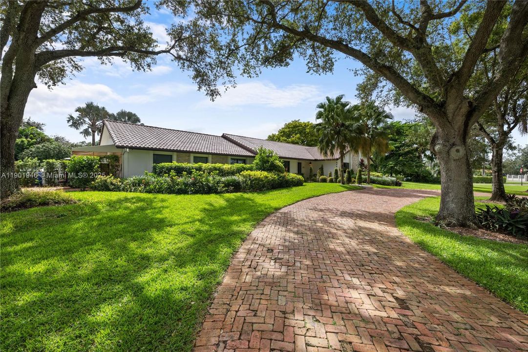 На продажу: $2,699,000 (5 спален, 5 ванн, 2901 Квадратных фут)