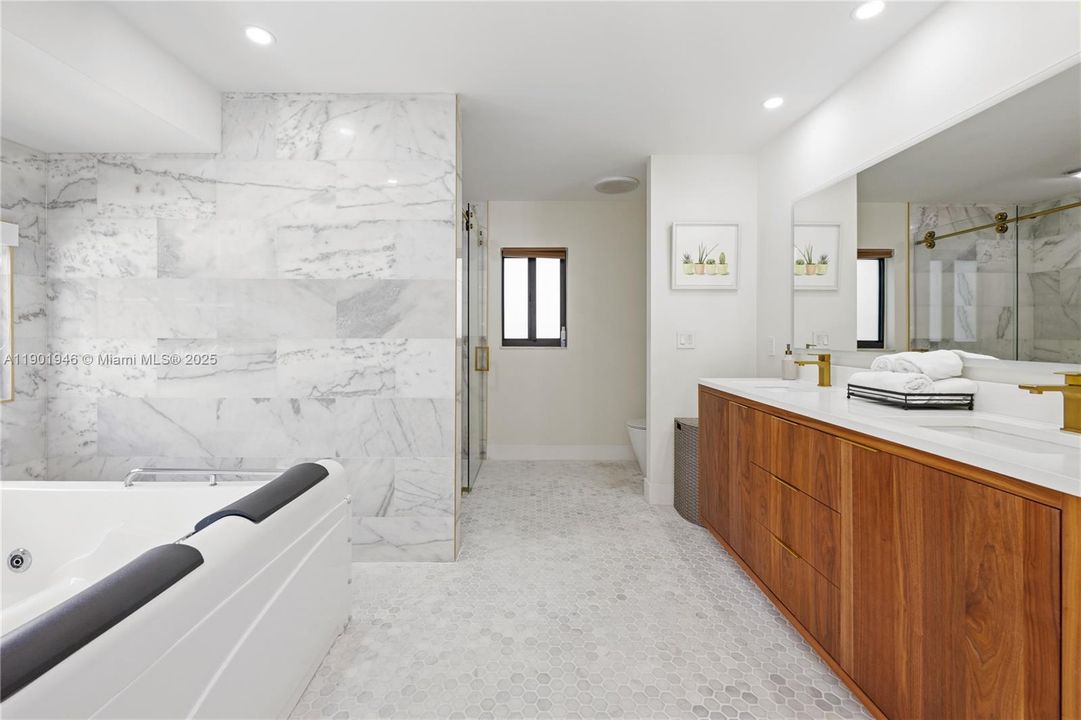 На продажу: $2,699,000 (5 спален, 5 ванн, 2901 Квадратных фут)