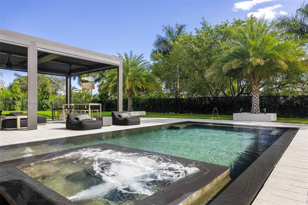 En Venta: $3,600,000 (5 camas, 5 baños, 3781 Pies cuadrados)