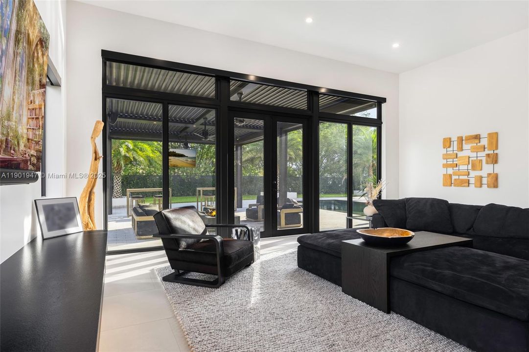 En Venta: $3,600,000 (5 camas, 5 baños, 3781 Pies cuadrados)