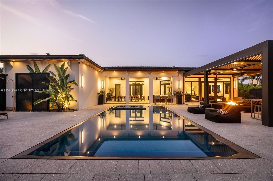 En Venta: $3,600,000 (5 camas, 5 baños, 3781 Pies cuadrados)