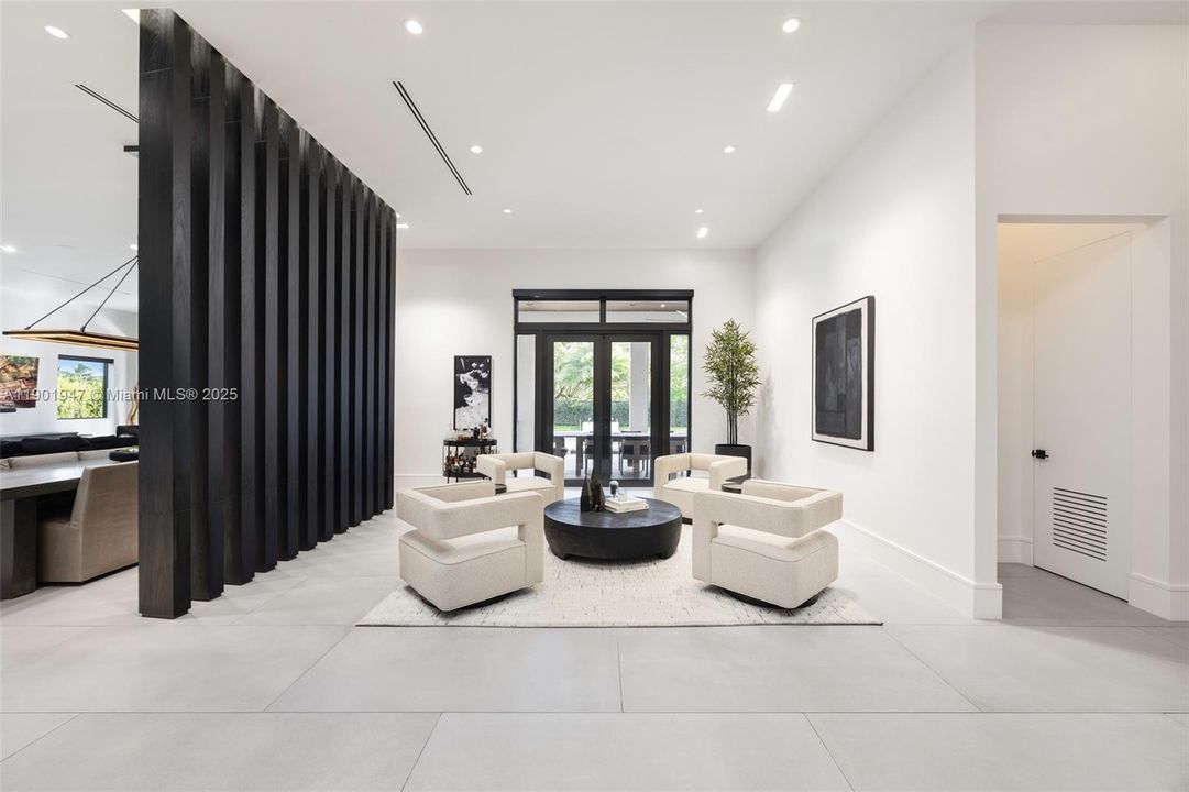 En Venta: $3,600,000 (5 camas, 5 baños, 3781 Pies cuadrados)