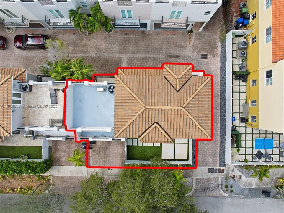 For Sale: $919,000 (3 beds, 3 baths, 2063 Square Feet)