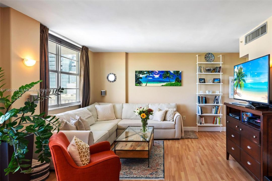 Family room space could be converted into a 3rd bedroom.