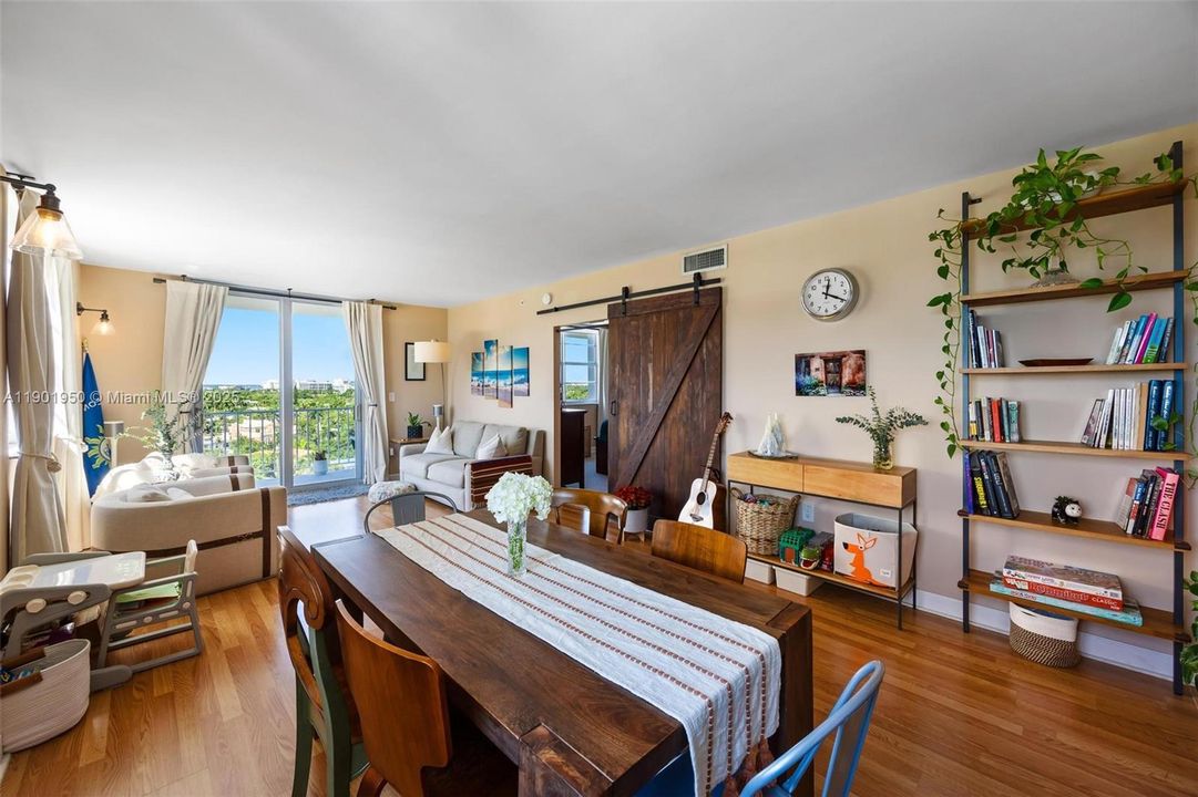 For Rent: $6,500 (2 beds, 2 baths, 1800 Square Feet)