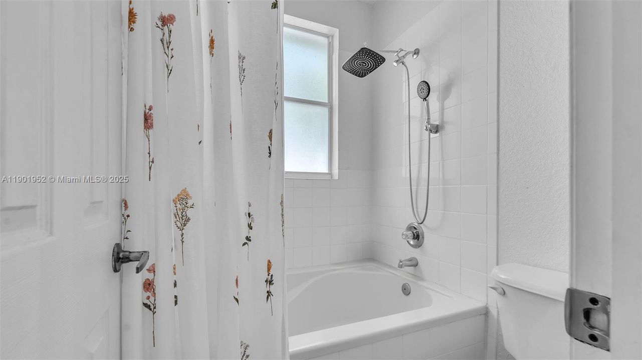 待售: $590,000 (3 贝兹, 2 浴室, 1690 平方英尺)