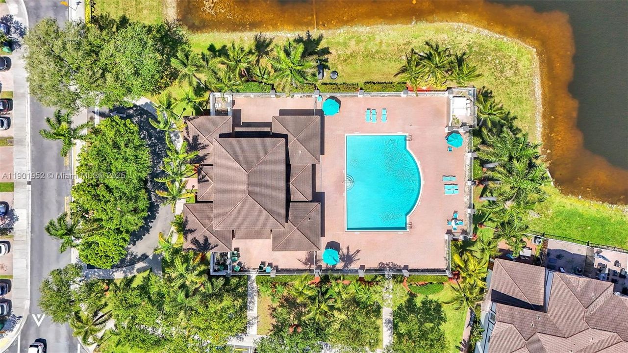 待售: $590,000 (3 贝兹, 2 浴室, 1690 平方英尺)