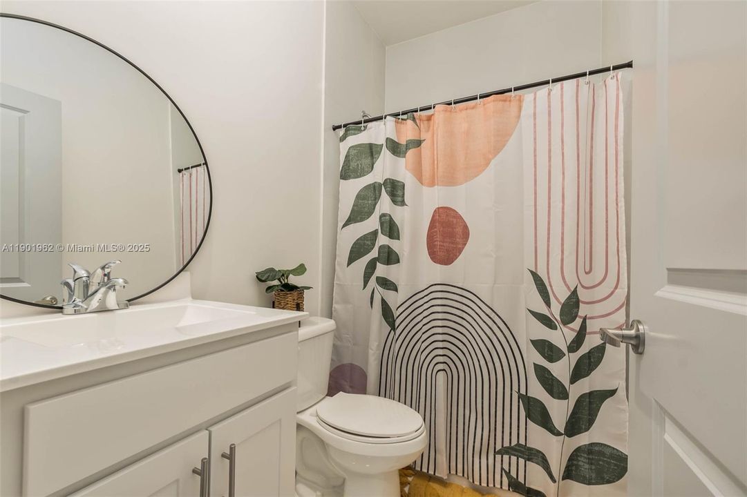 Recently Rented: $3,950 (4 beds, 3 baths, 2208 Square Feet)