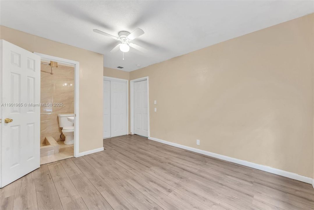 For Sale: $450,000 (4 beds, 3 baths, 1472 Square Feet)