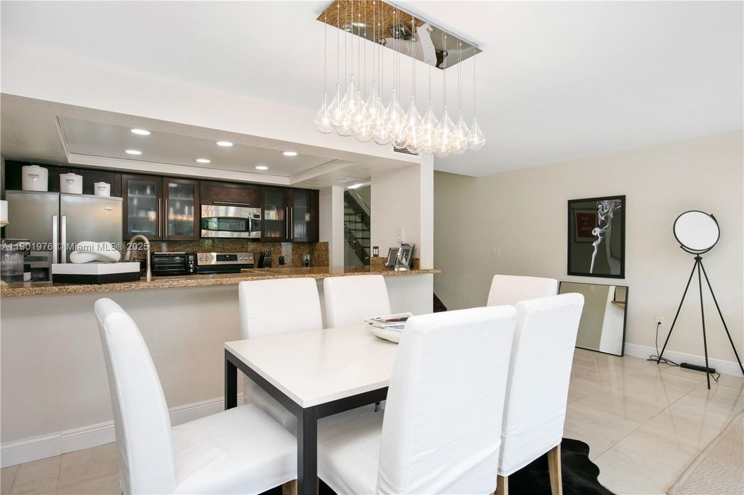 Recently Rented: $3,500 (3 beds, 2 baths, 1592 Square Feet)