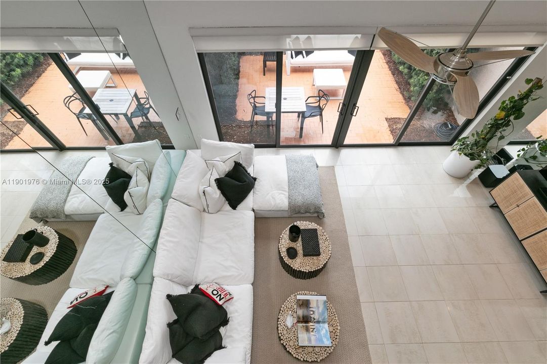 Recently Rented: $3,500 (3 beds, 2 baths, 1592 Square Feet)