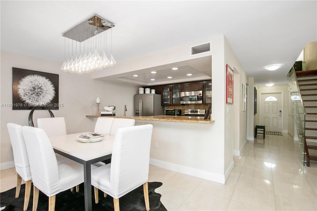 Recently Rented: $3,500 (3 beds, 2 baths, 1592 Square Feet)