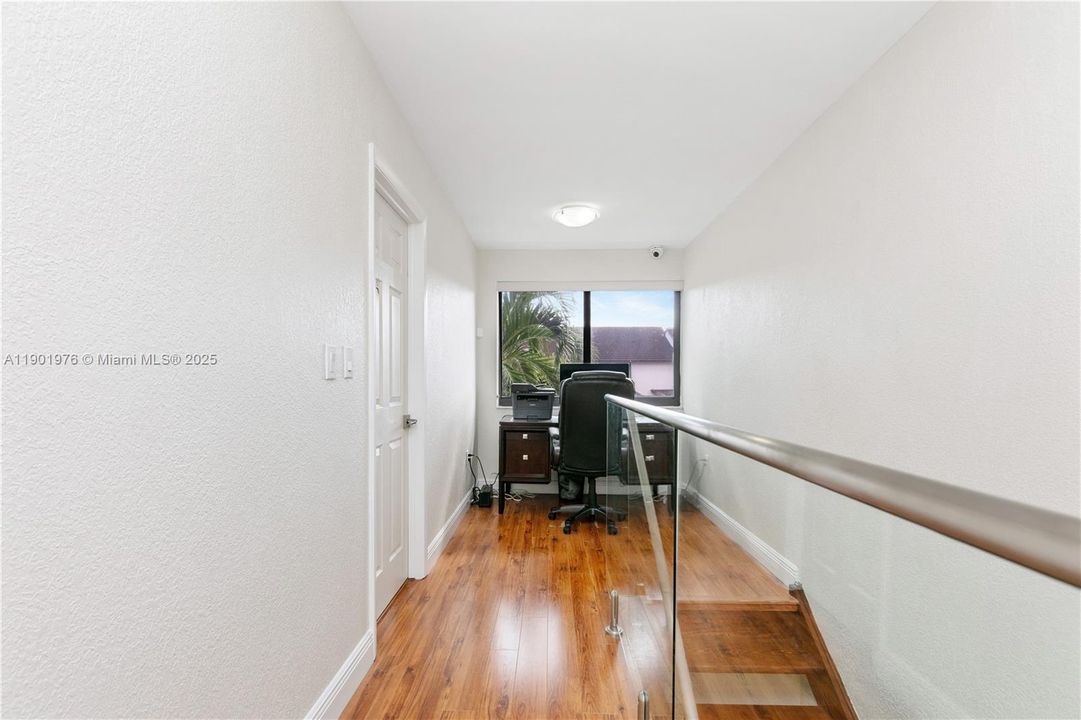 Recently Rented: $3,500 (3 beds, 2 baths, 1592 Square Feet)