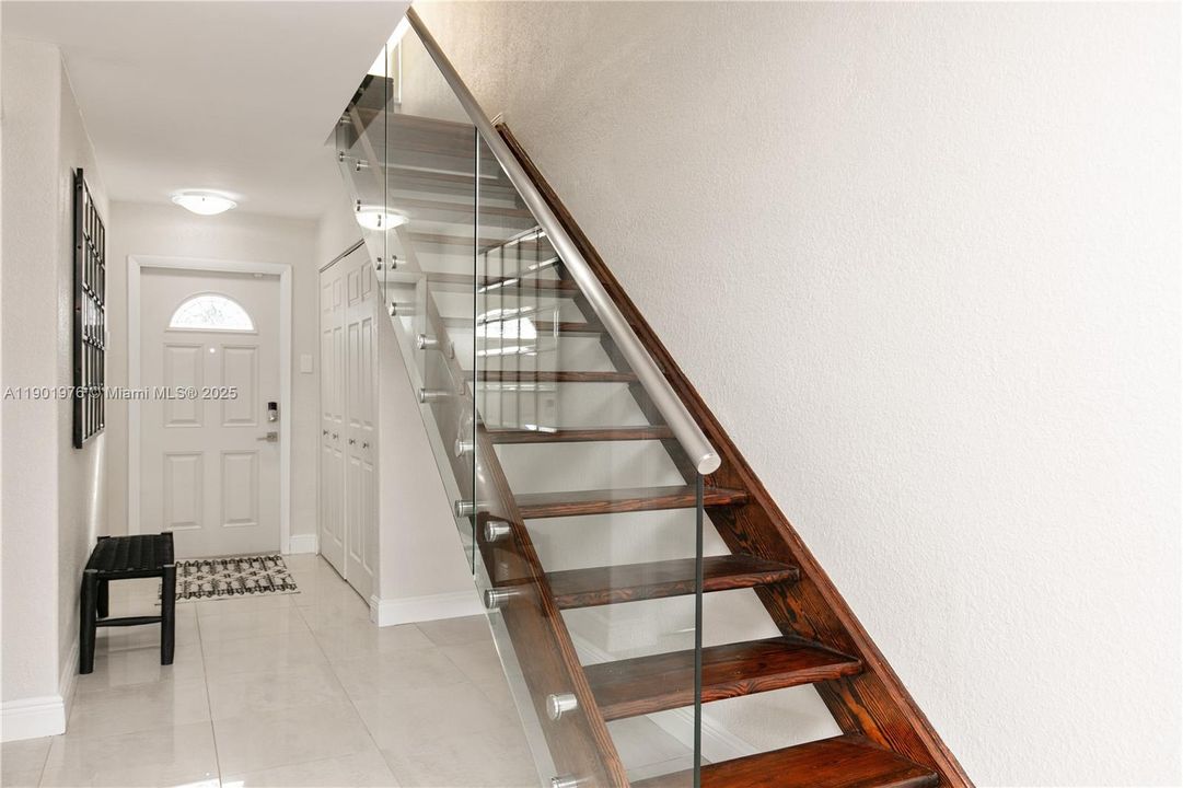 Recently Rented: $3,500 (3 beds, 2 baths, 1592 Square Feet)