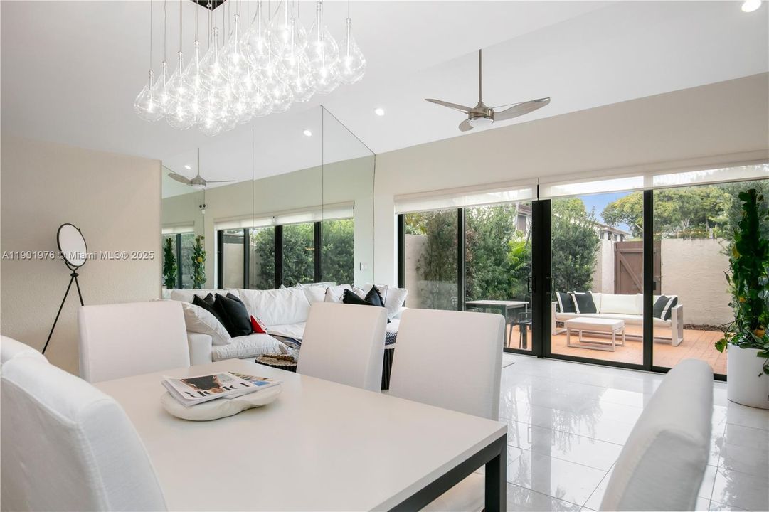 Recently Rented: $3,500 (3 beds, 2 baths, 1592 Square Feet)