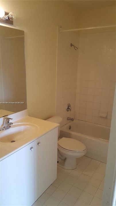 For Rent: $2,800 (3 beds, 2 baths, 1669 Square Feet)
