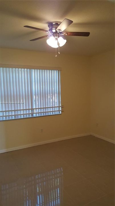 For Rent: $2,800 (3 beds, 2 baths, 1669 Square Feet)