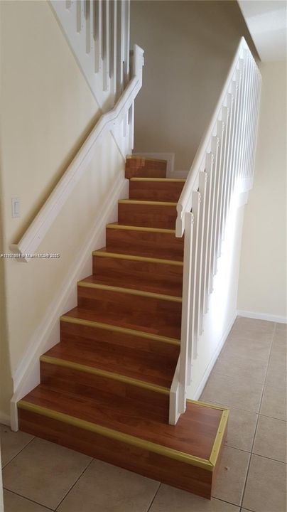 For Rent: $2,800 (3 beds, 2 baths, 1669 Square Feet)