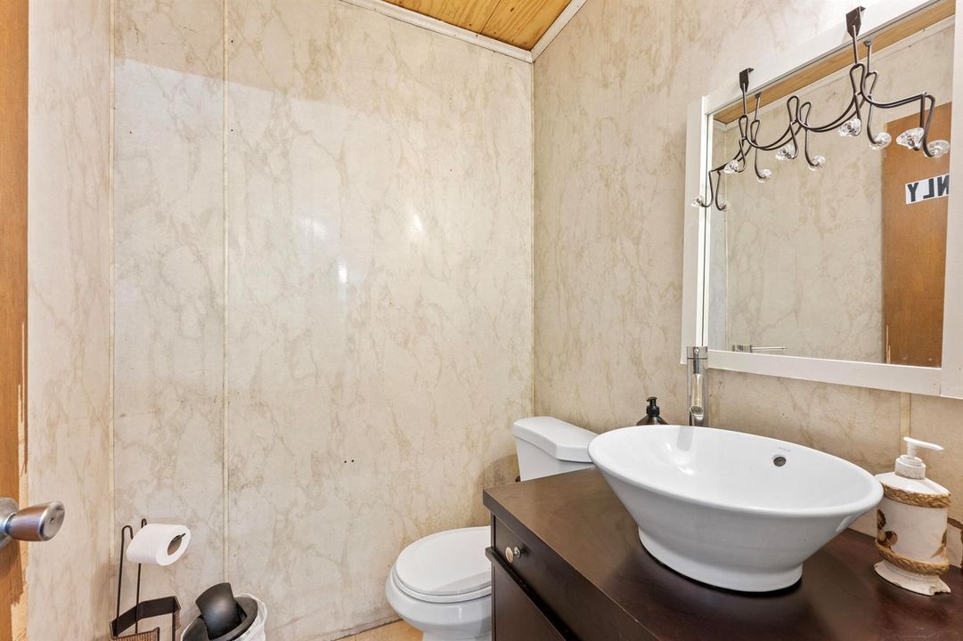 Unit 1 Bathroom