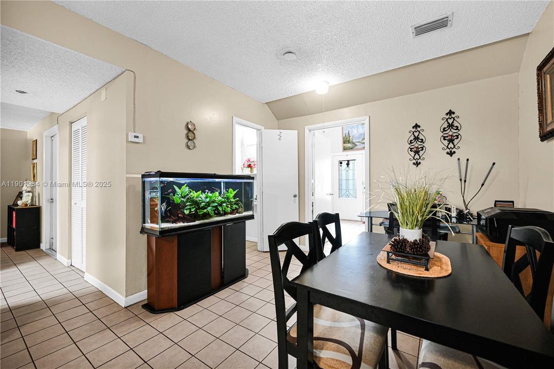 For Sale: $574,900 (4 beds, 3 baths, 1800 Square Feet)