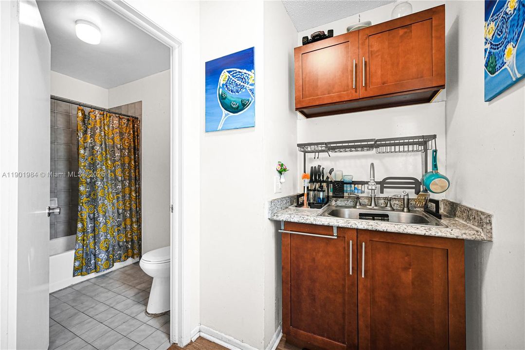 For Sale: $574,900 (4 beds, 3 baths, 1800 Square Feet)