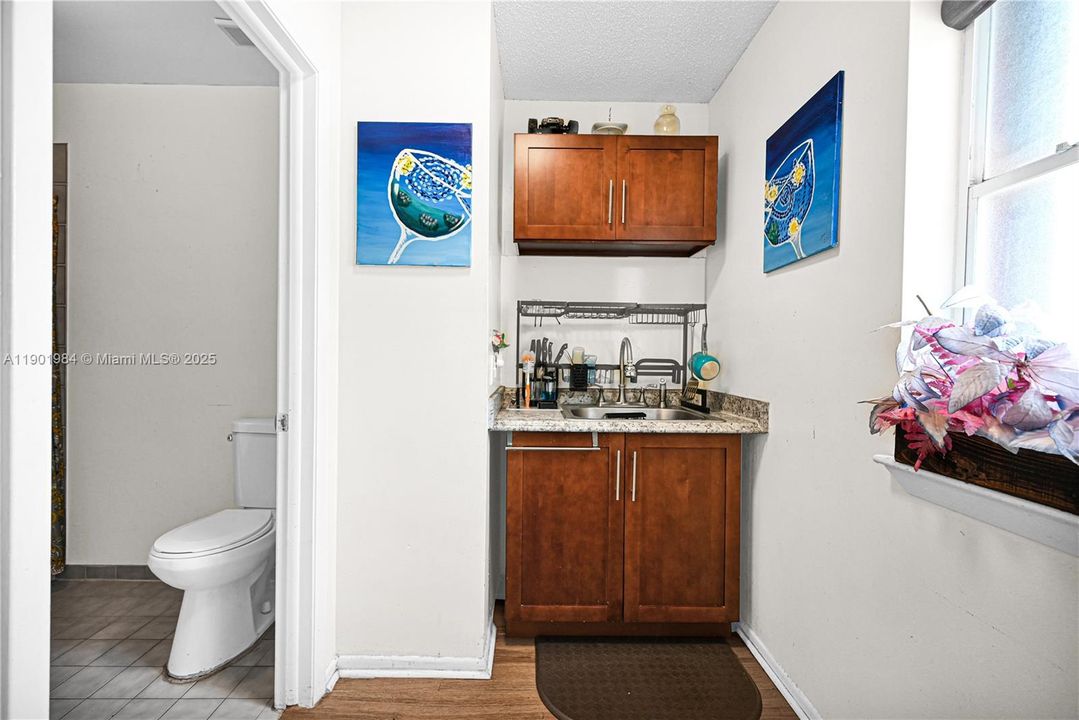 For Sale: $574,900 (4 beds, 3 baths, 1800 Square Feet)