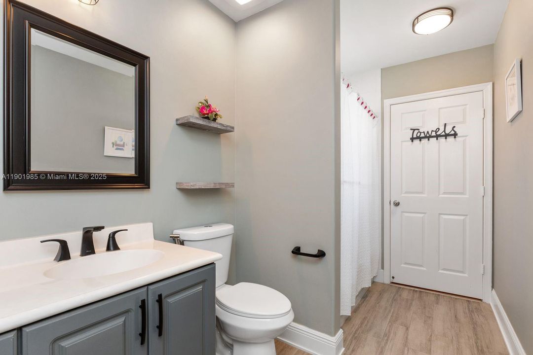 For Sale: $990,000 (4 beds, 2 baths, 3439 Square Feet)